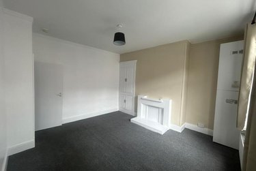 2 bed house, Longroyd Grove, Clarence Dock, Leeds, LS115HF - Image 2