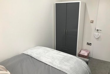 2 bed flat, Carisbrooke Road, West park, Leeds, LS165RX - Image 8