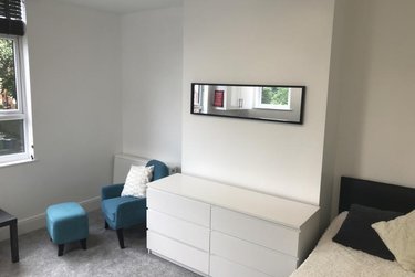 1 bed studio, 1 Norwood Terrace, Hyde Park, Leeds, LS61EA - Image 4