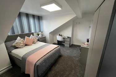 2 bed flat, Cardigan Road, Burley, Leeds, LS61LU - Image 11