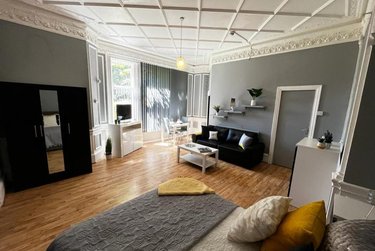 1 bed studio, Virginia House, Headingley, Leeds, LS62BR - Image 2