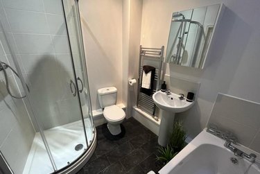 2 bed flat, 9 North Grange Road, Headingley, Leeds, LS62BR - Image 12