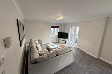 2 bed flat, Langton's Wharf, Clarence Dock, Leeds, LS27EF - Image 3