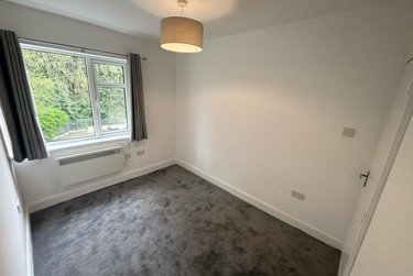 2 bed flat, Ghyll Lodge, Bingley, Bradford, BD161NH - Image 8