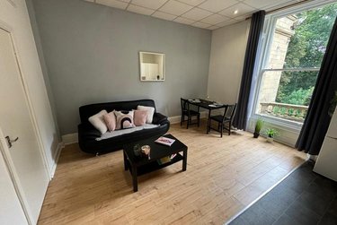 1 bed flat, Ridgeway House, Rampart Road, Leeds, LS62DZ - Image 5