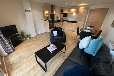 2 bed flat, Mackenzie House, Clarence Dock, Leeds, LS101PJ - Image 8