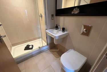 2 bed flat, Mackenzie House, Clarence Dock, Leeds, LS101PJ - Image 11