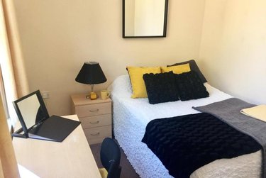 2 bed flat, Ridgeway House, Rampart Road, Leeds, LS62DZ - Image 3