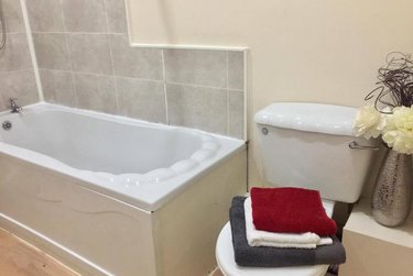 2 bed flat, Ridgeway House, Rampart Road, Leeds, LS62DZ - Image 6