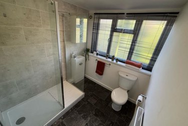 2 bed house, Station Parade, Kirkstall, Leeds, LS53HG - Image 10