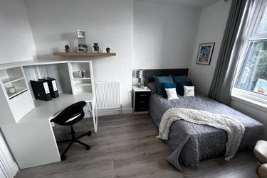 1 bed studio, 2 Regent Park Avenue, Rampart Road, Leeds, LS62AU - Image 6