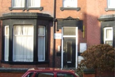 1 bed flat, 4a Brentwood Grove, Armley, Leeds, LS122DB - Image 5