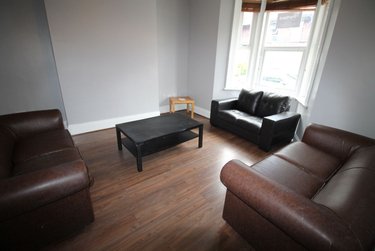 6 bed house, Claremont Street, Spital Tongues, Newcastle, NE24AH - Image 1