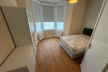 2 bed flat, Simonside Terrace, Heaton, Newcastle, NE65JX - Image 3