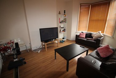 3 bed house, Cheltenham Terrace, Heaton, Newcastle, NE65HR - Image 1