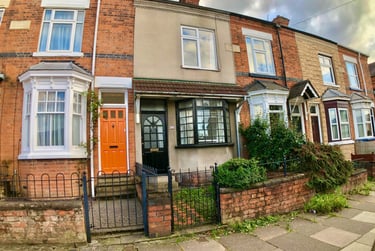 2 bed house, Knighton Fields Road East, Knighton, Leicester, LE26DP - Image 1