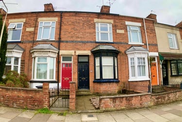 2 bed house, Knighton Fields Road East, Knighton, Leicester, LE26DP - Image 1