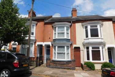 4 bed house, Harrow Road, City Centre, Leicester, LE30JZ - Image 1