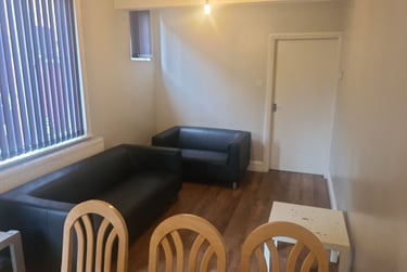 5 bed house, Brazil Street, City Centre, Leicester, LE27JA - Image 2