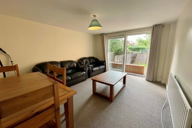 4 bed house, Knighton Fields Road East, Knighton, Leicester, LE26DP - Image 3