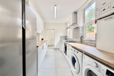 4 bed house, Harrow Road, City Centre, Leicester, LE30JZ - Image 3