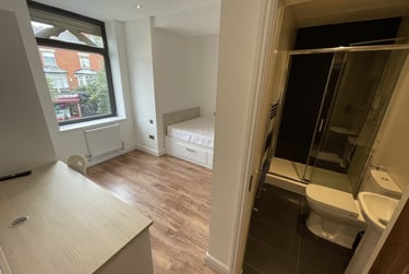 2 bed flat, Westcotes Drive, City Centre, Leicester, LE30QR - Image 3