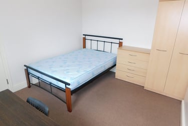 2 bed flat, Stretton Road, City Centre, Leicester, LE36BL - Image 4