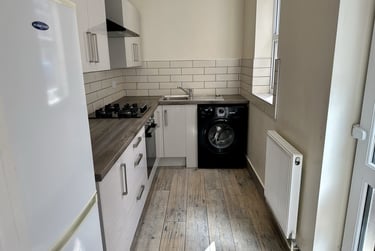 2 bed house, Luther Street, City Centre, Leicester, LE30QG - Image 3