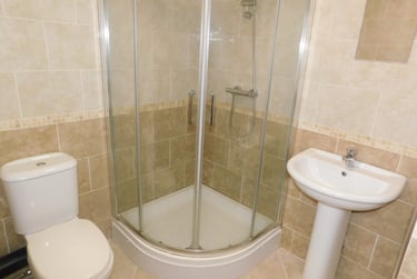 2 bed flat, Stretton Road, City Centre, Leicester, LE36BL - Image 5