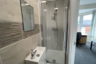 2 bed flat, Lorne Road, Clarendon Park, Leicester, LE21YG - Image 6