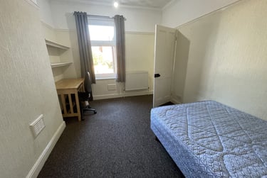 2 bed house, Avenue Road Extension, Knighton, Leicester, LE23EL - Image 6