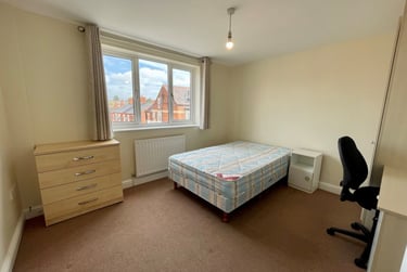 4 bed house, Knighton Fields Road East, Knighton, Leicester, LE26DP - Image 8