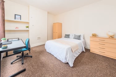 3 bed house, Tudor Road, City Centre, Leicester, LE35JF - Image 10