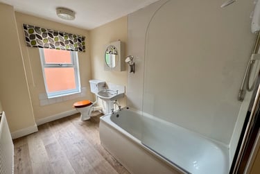 2 bed house, Knighton Fields Road East, Knighton, Leicester, LE26DP - Image 8