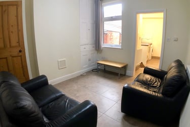 3 bed house, Queens Road, Clarendon Park, Leicester, LE23FN - Image 2