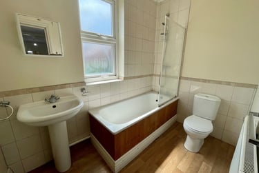 2 bed flat, Stretton Road, City Centre, Leicester, LE36BN - Image 4