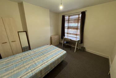 2 bed house, Knighton Fields Road East, Knighton, Leicester, LE26DP - Image 5