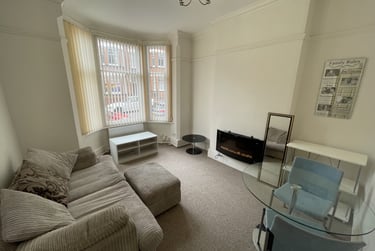 1 bed house, Stretton Road, City Centre, Leicester, LE36BL - Image 2