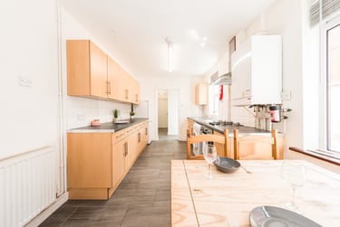 5 bed house, Knighton Fields Road East, Knighton, Leicester, LE26DP - Image 4