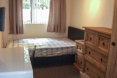 6 bed house, Hubert Road, Selly Oak, Birmingham, B296ET - Image 3