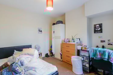 6 bed house, Hubert Road, Selly Oak, Birmingham, B296ES - Image 1