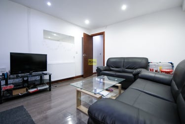 5 bed house, Dawlish Road, Selly Oak, Birmingham, B297AS - Image 2