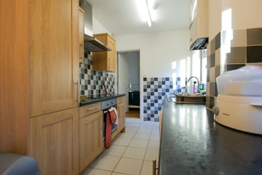 3 bed house, Dawlish Road, Selly Oak, Birmingham, B297AT - Image 2