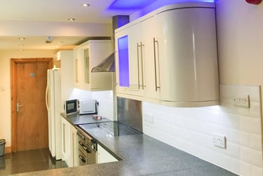 6 bed house, Heeley Road, Selly Oak, Birmingham, B296EL - Image 5