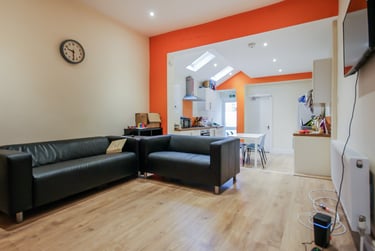 5 bed house, Croydon Road, Selly Oak, Birmingham, B297BP - Image 2