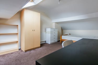 5 bed flat, Dawlish Road, Selly Oak, Birmingham, B297AE - Image 4