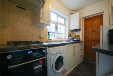 4 bed house, Gleave Road, Selly Oak, Birmingham, B296JR - Image 2