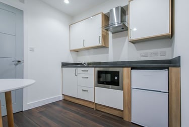 1 bed studio, 674 Bristol Road, Selly Oak, Birmingham, B296BJ - Image 3