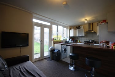 3 bed house, Umberslade Road, Selly Oak, Birmingham, B297SD - Image 3