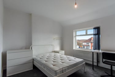 2 bed house, Tealby Grove, Selly Park, Birmingham, B297RJ - Image 5